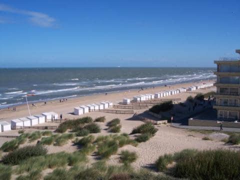 Vakantiehuisje De Panne vlak aan Plopsaland en de zee Buitenkant foto